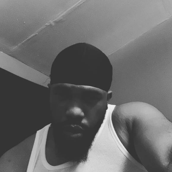 Meet your Posher, Aaron - Picture 1 of 1